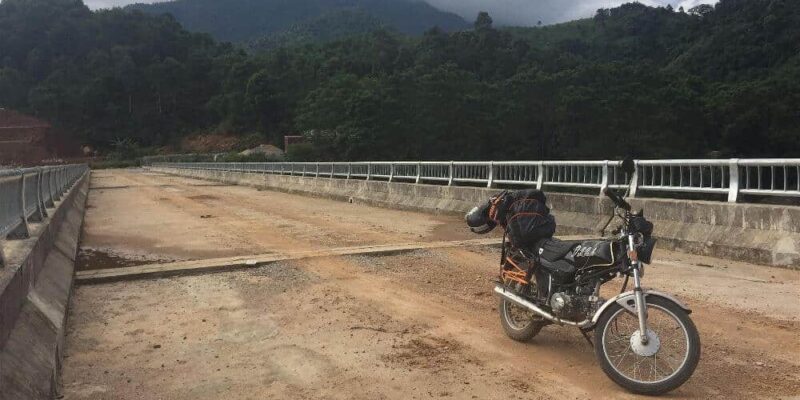 Part 6 [Vietnam Motorcycle Diaries]: Sunny skies, curves, and the unexpected (Bac Ha to Ha Giang)