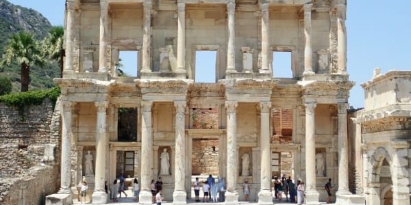 An Ephesus Tour: Walking through Ancient Rome | Backpacking Turkey (Part 3)
